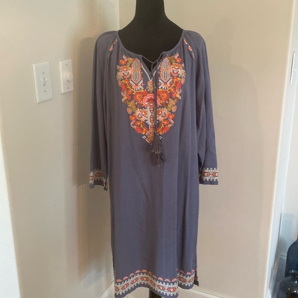 Paparazzi Embroidered Dress- Ladies Large- - Picture 1 of 10